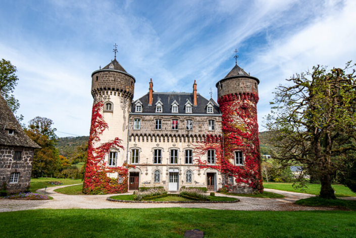 Château de Sédaiges | Séjourner dans le Cantal